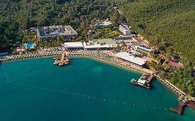 Bodrum Crystal Green Bay Resort & Spa